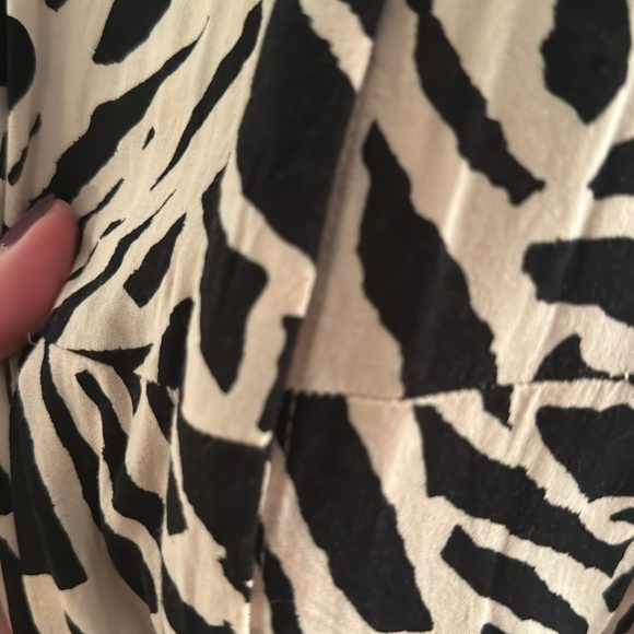 H&M Animal Print Maxi Dress Size L - Picture 13 of 13